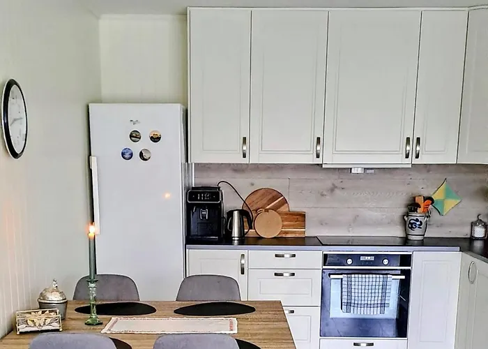 Apartment Very Equipped With Two Bedrooms In Gravdal, Vestvagoy - Lofoten! *